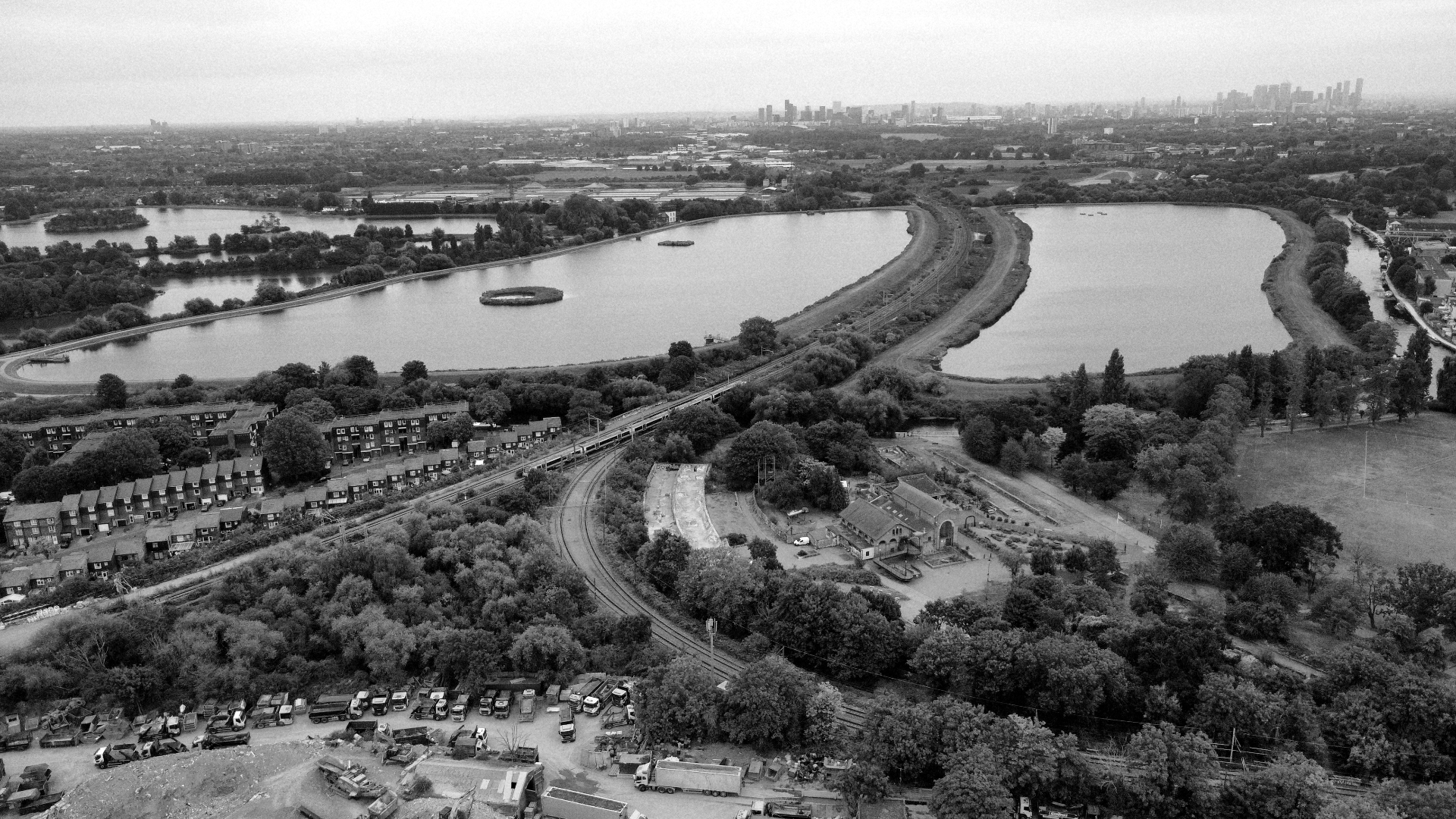 Aerial view of the city and its reservoirs